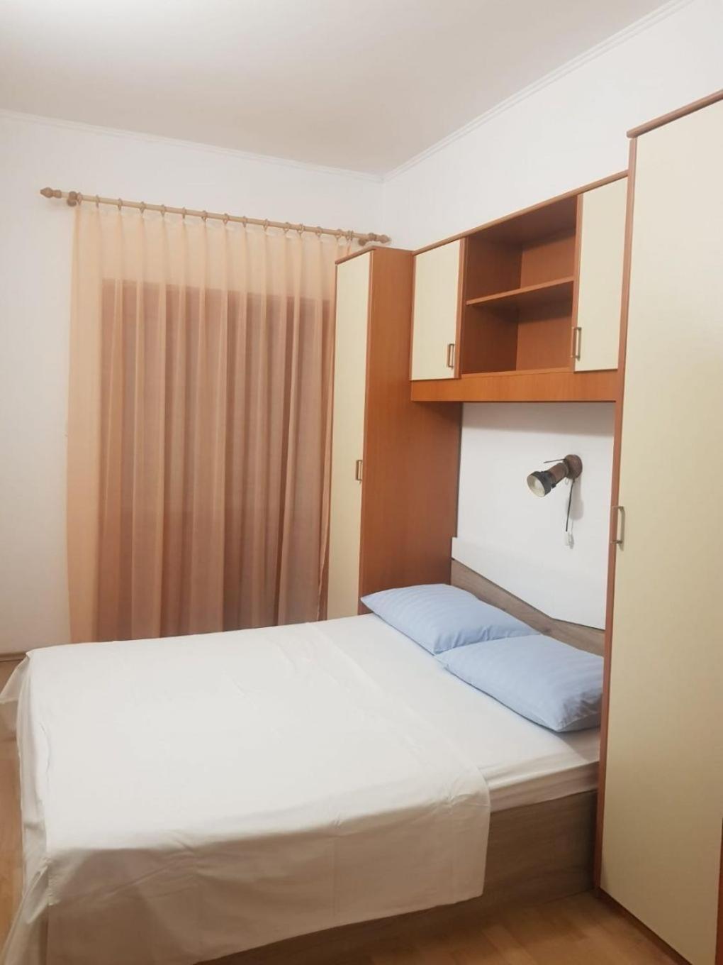 Apartments Mari - Near Sea Лопар Экстерьер фото