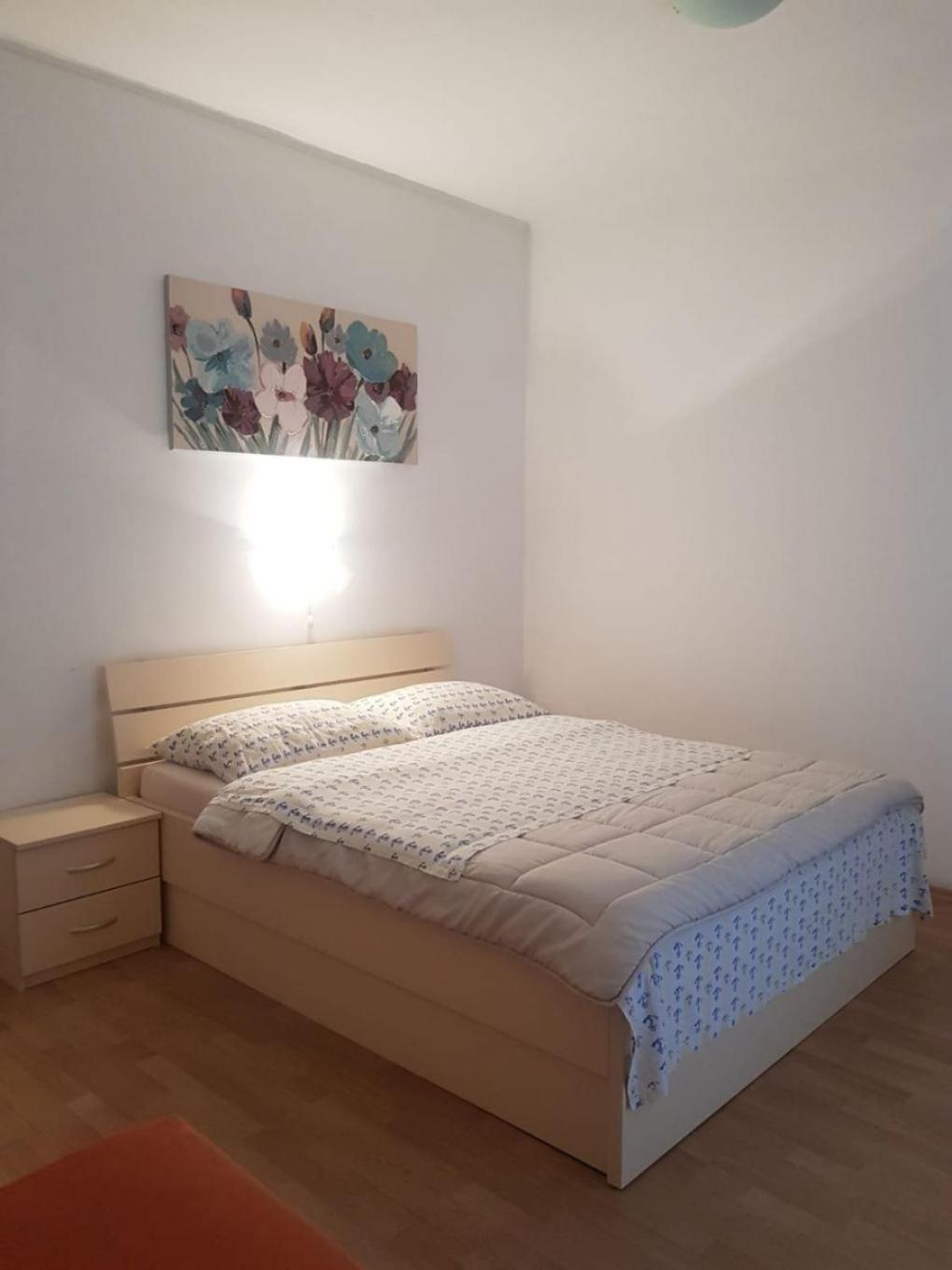 Apartments Mari - Near Sea Лопар Экстерьер фото